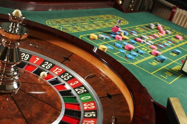 Playtech roulette table on glori777 showing betting interface and live wheel